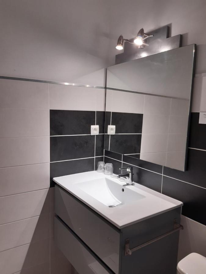 Logis Hotel Le Relais Du Serre Dieulefit Luaran gambar