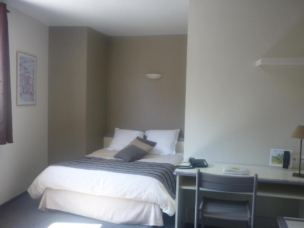 Logis Hotel Le Relais Du Serre Dieulefit Bilik gambar